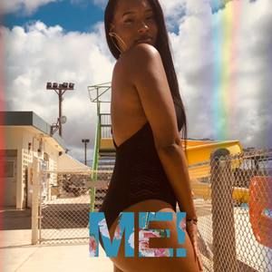 Meet your Posher, Alexandra